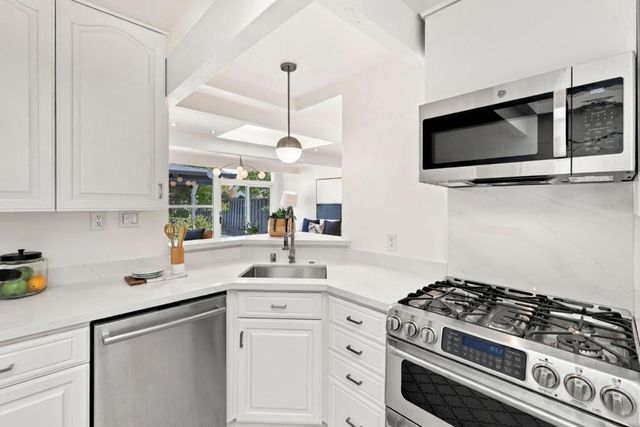 3540 Bryant Street, Palo Alto, CA 94306