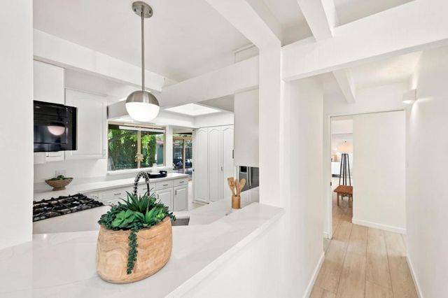 3540 Bryant Street, Palo Alto, CA 94306