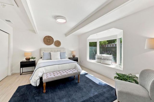 3540 Bryant Street, Palo Alto, CA 94306