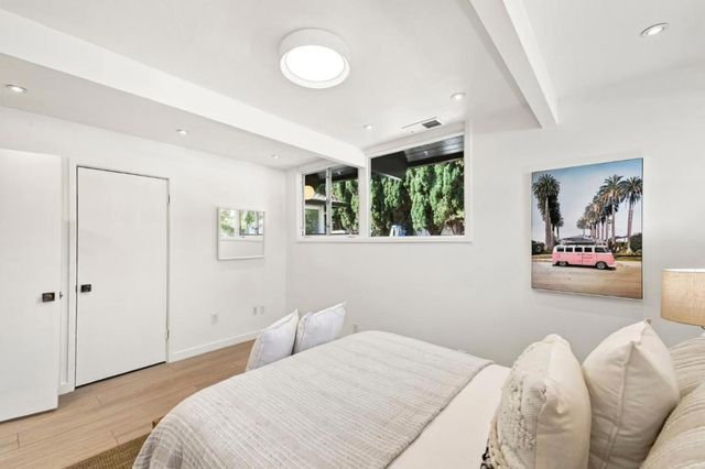 3540 Bryant Street, Palo Alto, CA 94306
