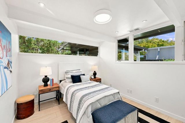 3540 Bryant Street, Palo Alto, CA 94306