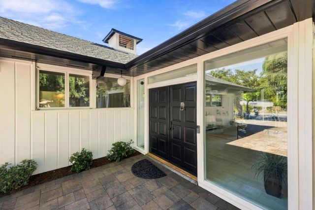 3540 Bryant Street, Palo Alto, CA 94306