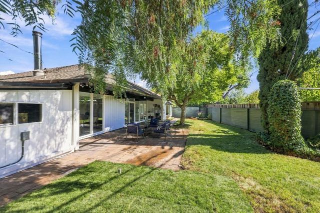 3540 Bryant Street, Palo Alto, CA 94306