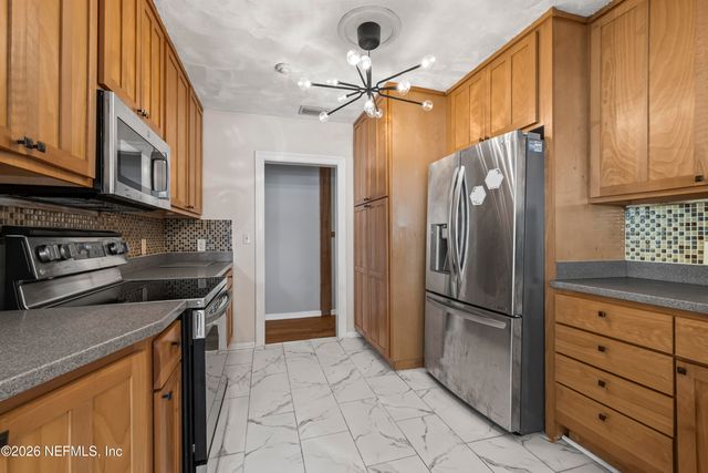 10612 FT CAROLINE Road, Jacksonville, FL 32225