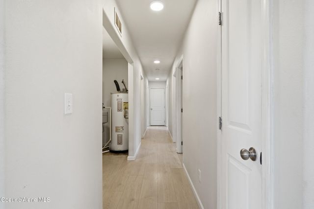 71 Schissler Ln, Kootenai, ID 83840