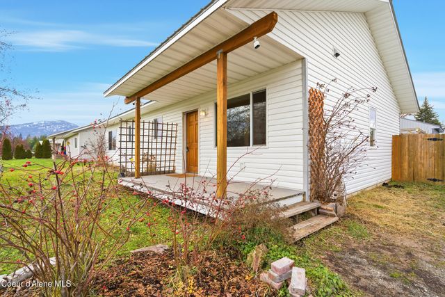 71 Schissler Ln, Kootenai, ID 83840