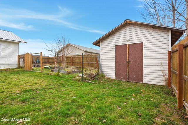 71 Schissler Ln, Kootenai, ID 83840