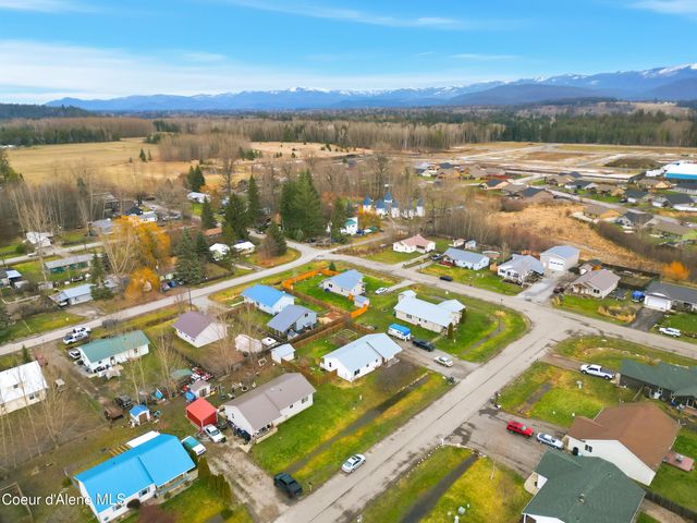 71 Schissler Ln, Kootenai, ID 83840