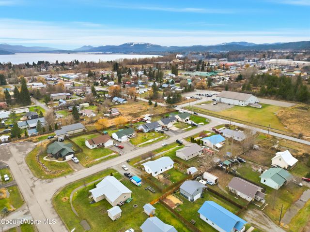 71 Schissler Ln, Kootenai, ID 83840