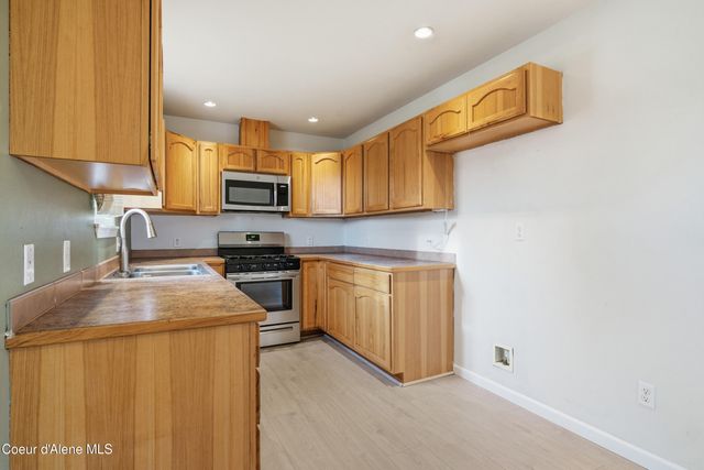 71 Schissler Ln, Kootenai, ID 83840