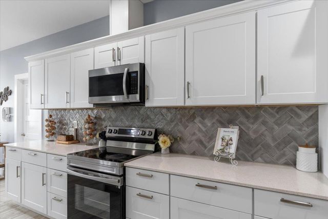 130 Coyote Ridge DR, Cedar Creek, TX 78612