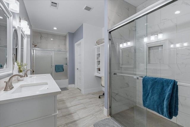 130 Coyote Ridge DR, Cedar Creek, TX 78612