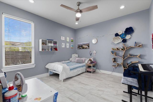 130 Coyote Ridge DR, Cedar Creek, TX 78612