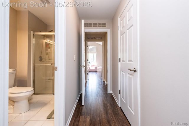 3695 Eagle Creek Drive, Shelby Charter Township, MI 48317