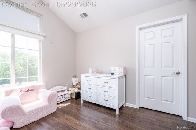 3695 Eagle Creek Drive, Shelby Charter Township, MI 48317