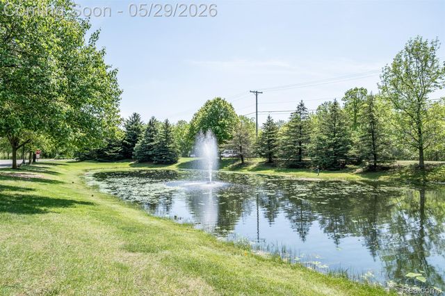 3695 Eagle Creek Drive, Shelby Charter Township, MI 48317