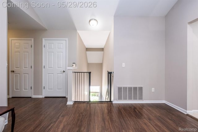 3695 Eagle Creek Drive, Shelby Charter Township, MI 48317