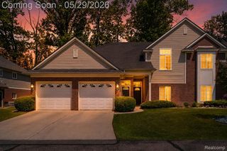 3695 Eagle Creek Drive, Shelby Charter Township, MI 48317