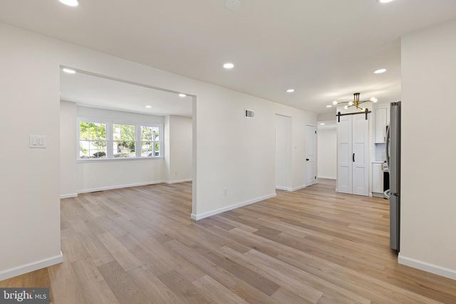 400 LEE TER, Wilmington, DE 19803