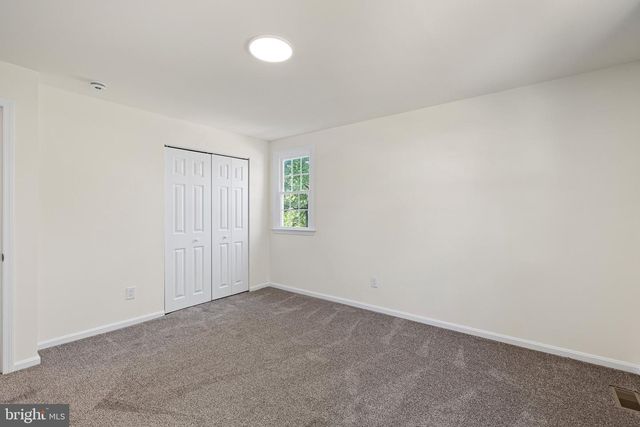 400 LEE TER, Wilmington, DE 19803