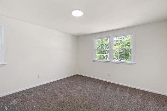 400 LEE TER, Wilmington, DE 19803