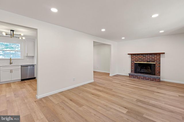 400 LEE TER, Wilmington, DE 19803