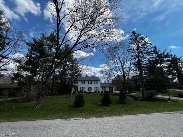 7671 Salem Drive, Hudson, OH 44236
