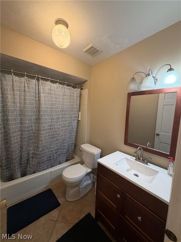 7671 Salem Drive, Hudson, OH 44236