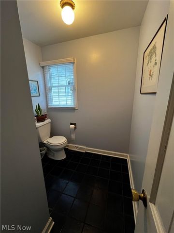 7671 Salem Drive, Hudson, OH 44236