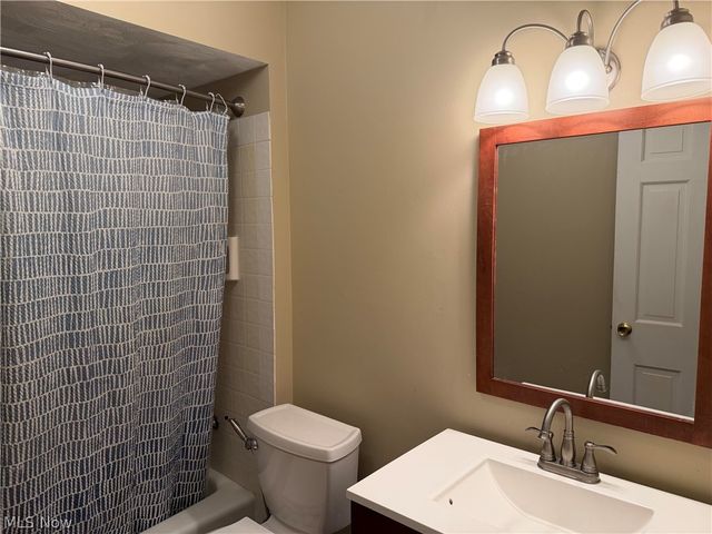 7671 Salem Drive, Hudson, OH 44236