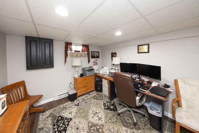 32 Crestwood Dr, Southbridge, MA 01550