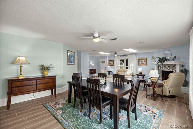 12014 W Dolphin Court, Homosassa, FL 34448