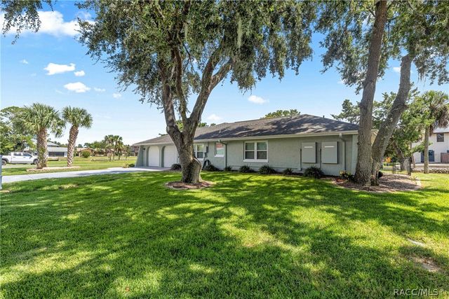 12014 W Dolphin Court, Homosassa, FL 34448