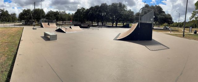 501 Oak Crest Lane, Brenham, TX 77833