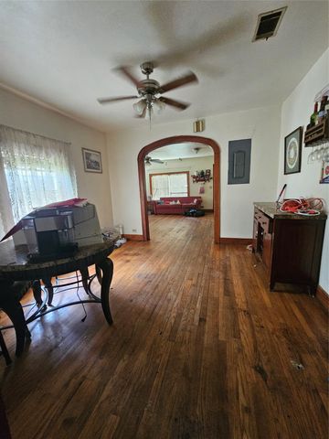 200 Jay Street, Trinidad, TX 75163
