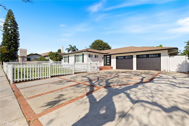 812 N Euclid, Fullerton, CA 92832