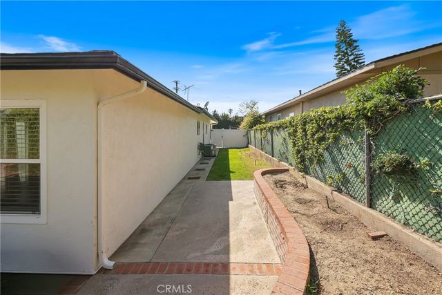 812 N Euclid, Fullerton, CA 92832