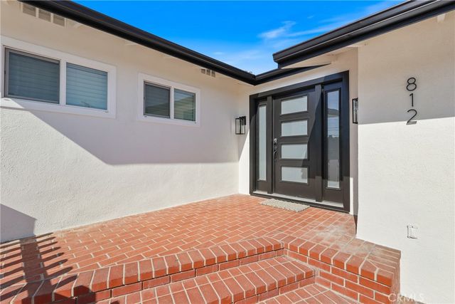 812 N Euclid, Fullerton, CA 92832