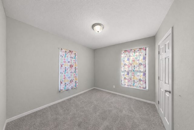 2406 Logan Avenue, Des Moines, IA 50317