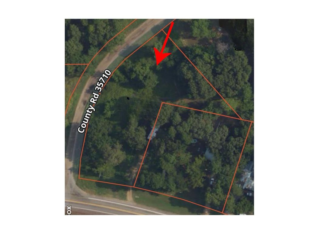 1390 Fm 906 W, Powderly, TX 75473