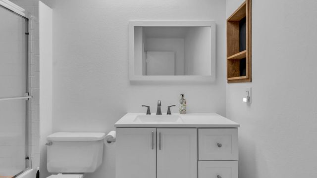 230 Desert Falls Drive E, Palm Desert, CA 92211