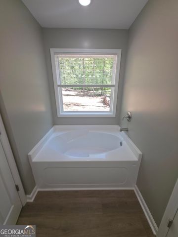 255 Hanover Drive, Bogart, GA 30622