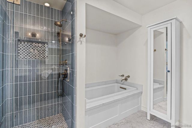 700 W E Street 1001, San Diego, CA 92101