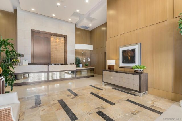 700 W E Street 1001, San Diego, CA 92101