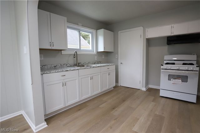 10502 Park Heights Road, Cleveland, OH 44104