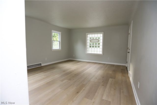 10502 Park Heights Road, Cleveland, OH 44104