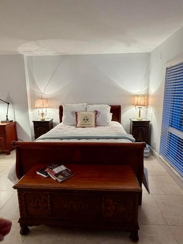 1206 S Lake Drive 301, Lantana, FL 33462