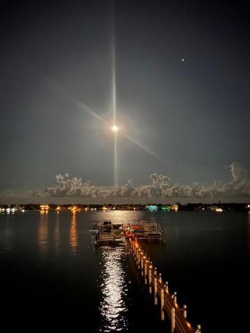 1206 S Lake Drive 301, Lantana, FL 33462