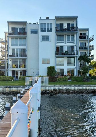 1206 S Lake Drive 301, Lantana, FL 33462