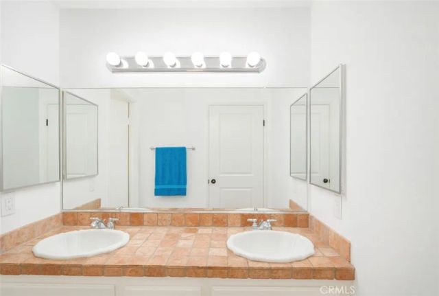 13674 Buena Vista, Hesperia, CA 92344